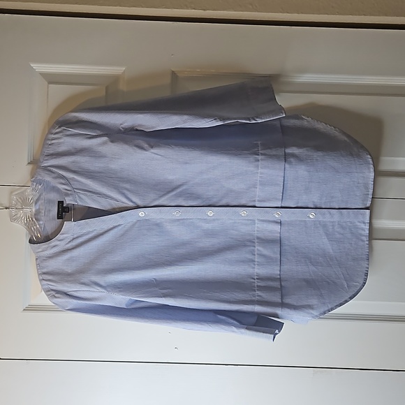 Talbots Half Sleeve Shirt Button Down The Front And Back Size XS - Picture 1 of 8